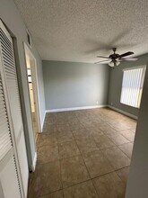 1493 Lake Crystal Dr in West Palm Beach, FL - Building Photo - Building Photo