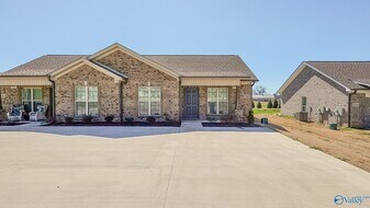 23462 Nick Davis Rd in Athens, AL - Building Photo