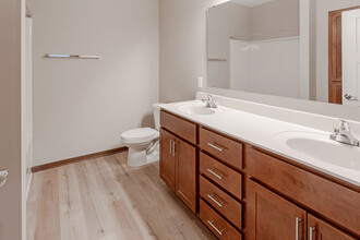 Traverse Green Apartments in St. Peter, MN - Building Photo - Interior Photo