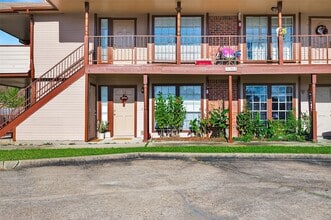 11503 Nobility Dr, Unit 4 in Stafford, TX - Building Photo - Building Photo