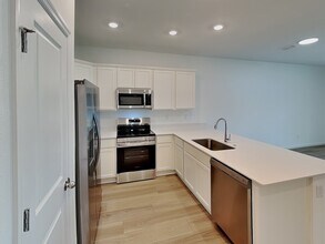 590 Holly Lks Dr in Orange Park, FL - Building Photo - Building Photo