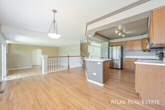 4709 Fenwood Dr in Highlands Ranch, CO - Foto de edificio - Building Photo