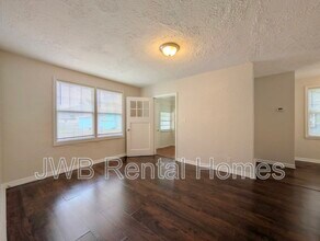 1060 W 13th St in Jacksonville, FL - Building Photo - Building Photo