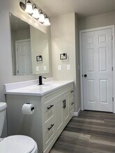 225 6th St SE in Dickinson, ND - Building Photo - Building Photo