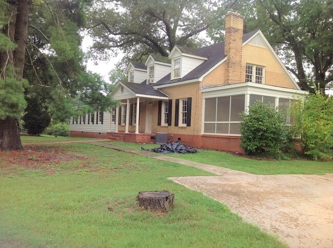 1020 Cherry Hills Ct in Athens, GA - Building Photo - Building Photo