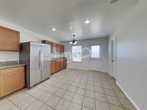 63 Lantana Dr, Unit Apt C4 in Rockwall, TX - Building Photo - Building Photo