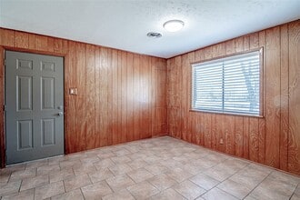 365 FM247 in Huntsville, TX - Building Photo - Building Photo