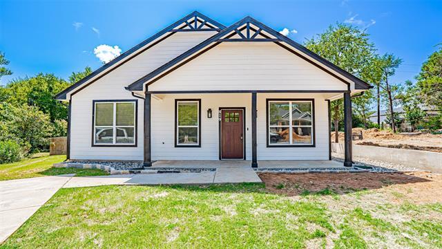 property at 819 Crow Ct