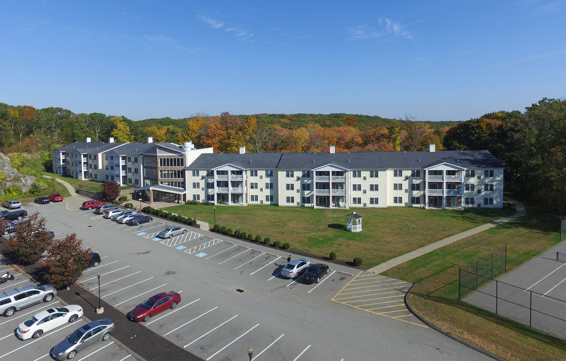 Stonington Estates in Norwich, CT - Building Photo