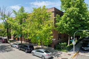 Wrightwood Burling Apartments