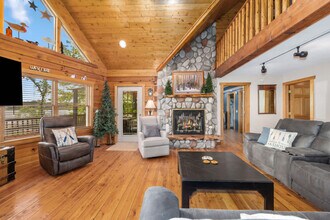 5000 Gahan St NE in Rockford, MI - Building Photo - Building Photo