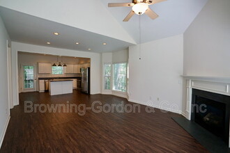 3400 Love Cir in Nashville, TN - Building Photo - Building Photo