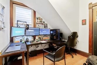 1818 N Albany Ave, Unit 1 in Chicago, IL - Building Photo - Building Photo