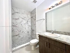 440 E 27th St in Hialeah, FL - Building Photo - Building Photo