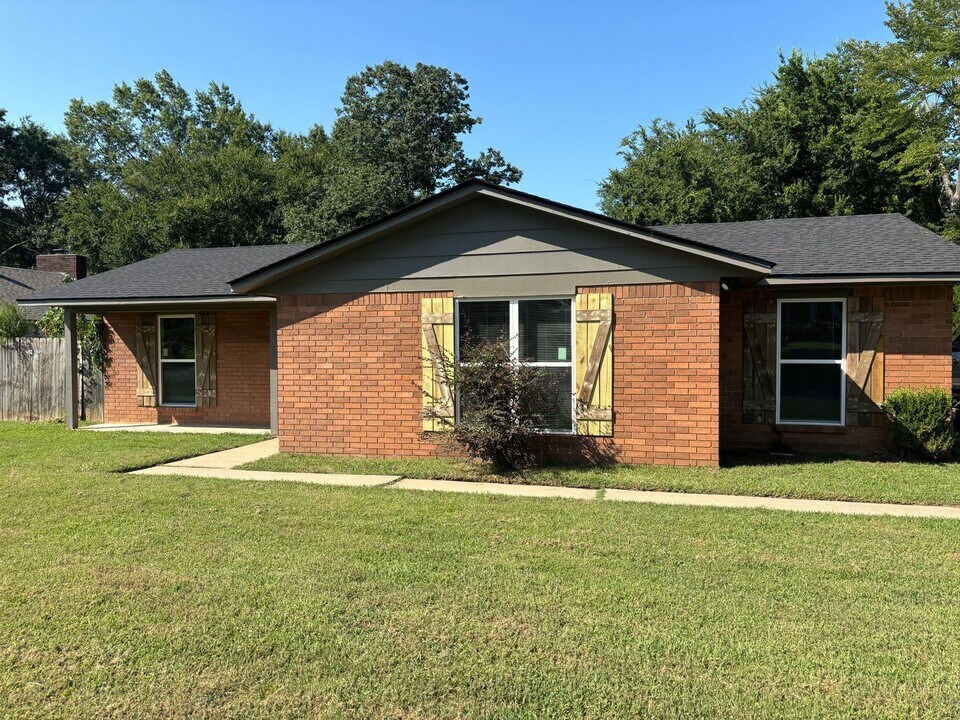 9101 Timberlyn Way in Fort Smith, AR - Building Photo