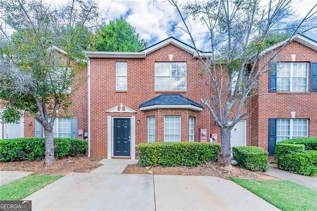 property at 3145 Kingswood Glen