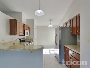 6044 McClellan Ct in Indianapolis, IN - Building Photo - Building Photo