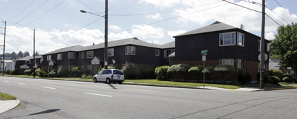 Chaffcombe Apartments in Portland, OR - Building Photo - Building Photo