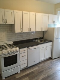 25 Mount Hood Rd, Unit 2 in Boston, MA - Building Photo - Building Photo