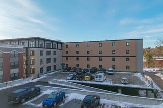 15-23 Park St in Essex Junction, VT - Building Photo - Building Photo