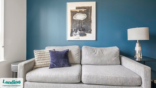 825 Usener St in Houston, TX - Foto de edificio - Building Photo