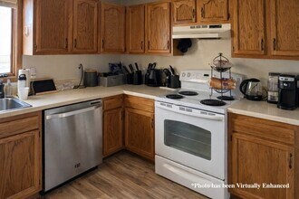 27 Toledo Ave in Westfield, MA - Building Photo - Building Photo