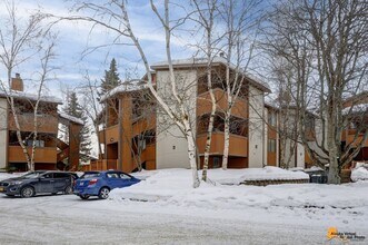 7351 Huntsmen Cir in Anchorage, AK - Building Photo - Building Photo