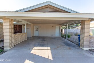 704 E La Jolla Dr in Tempe, AZ - Building Photo - Building Photo