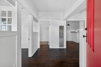 521 Olive Ave in Long Beach, CA - Building Photo - Building Photo