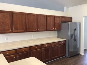 1001 SW Hamrock Ave in Port St. Lucie, FL - Building Photo - Building Photo