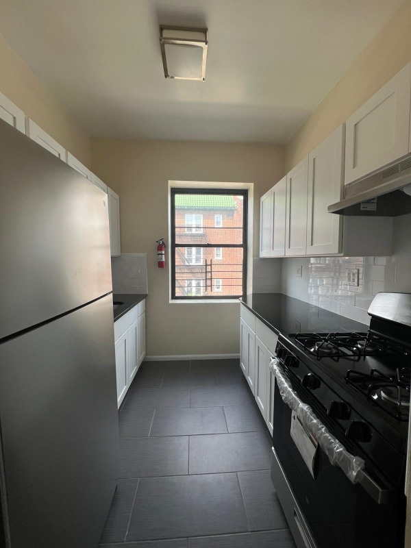 5 Harvard St-Unit -9 in East Orange, NJ - Foto de edificio - Building Photo