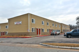 Trinity Ridge in Oklahoma City, OK - Building Photo - Building Photo