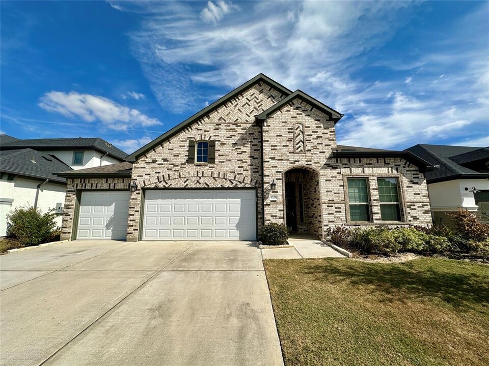 9218 Rocking Plain Ln in Cypress, TX - Foto de edificio