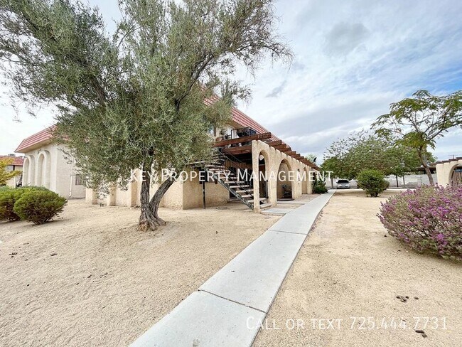 1617 Cordoba Ln-Unit -Unit C in Las Vegas, NV - Building Photo - Building Photo