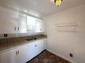 432 W 17th St in Chico, CA - Building Photo - Building Photo