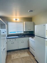 6638 MacArthur Blvd in Oakland, CA - Building Photo - Building Photo