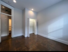 31 Queensberry St, Unit 2 in Boston, MA - Building Photo - Building Photo