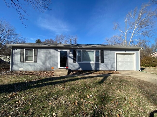 property at 1909 Hayes Dr