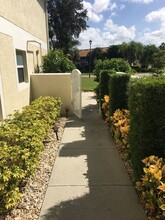 5055 Cedar Springs Dr in Naples, FL - Building Photo - Building Photo