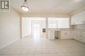 13 Jevons Dr in Ajax, ON - Building Photo - Building Photo