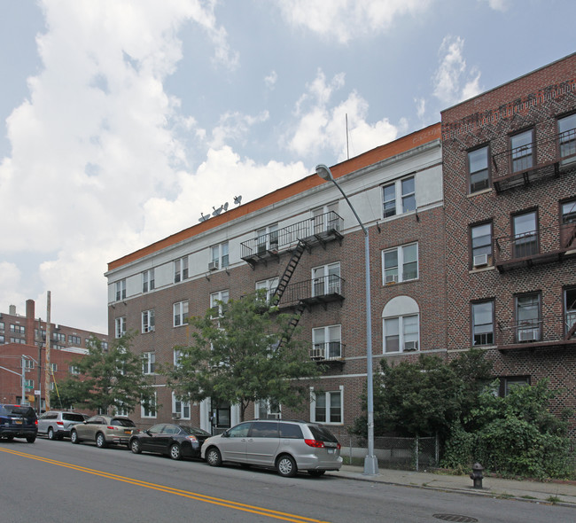 2301 Benson Ave in Brooklyn, NY - Building Photo - Building Photo