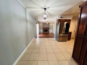 6188 N Marty Ave in Fresno, CA - Building Photo - Building Photo