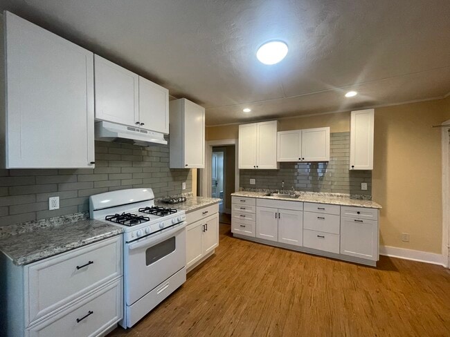 117 Enfield St, Unit Newly renovated 2nd Floor