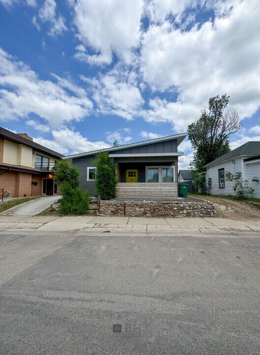 515 Val Vista St in Sheridan, WY - Building Photo