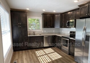 252-254 Highland Ave in Oak Ridge, TN - Building Photo - Building Photo