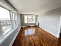 1607 Commonwealth Ave, Unit 29 in Boston, MA - Building Photo - Building Photo