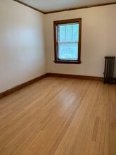 1852 Grove Ave, Unit 1B in Berwyn, IL - Foto de edificio - Building Photo