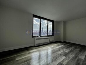 3333 Broadway in New York, NY - Building Photo - Building Photo