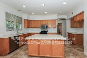 41301 Engelmann Oak St in Murrieta, CA - Building Photo - Building Photo