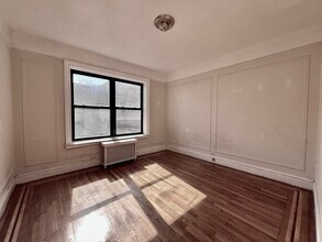 536 Fort Washington Ave in New York, NY - Building Photo - Building Photo